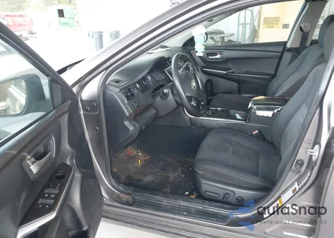 2016 Toyota Camry Le z USA, uszkodzony, nr VIN 4T1BF1FK6GU135794